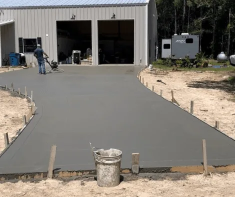 MD crew finishing a fresh concrete pour in Beaumont